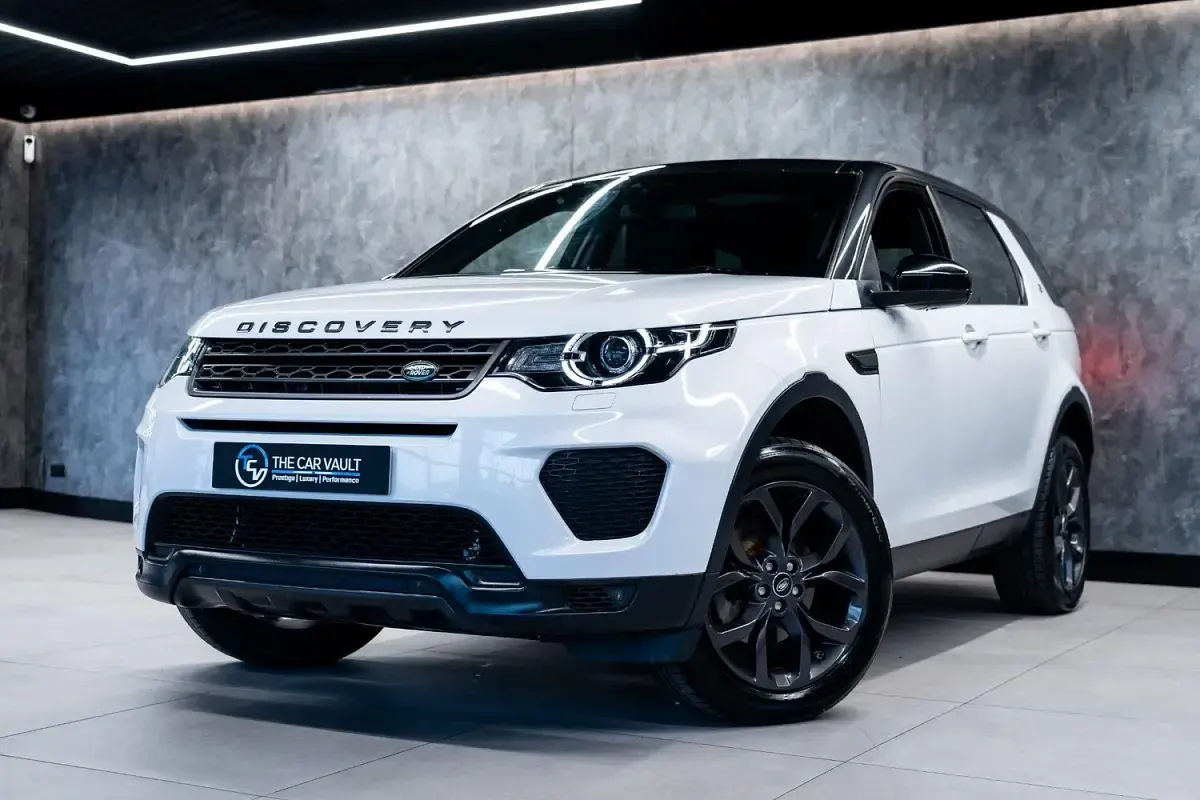 Used Land Rover Discovery Sport Landmark 180 HP (132 kW) 2019 White SUV