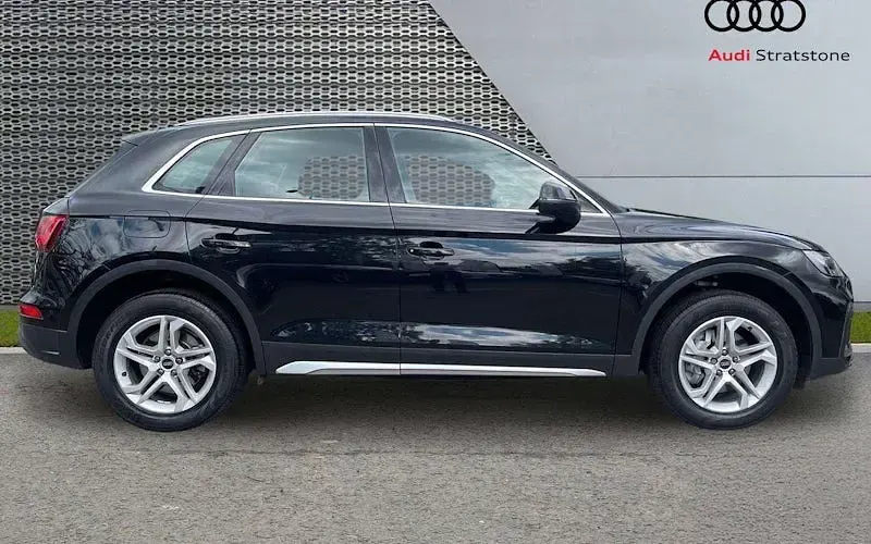 Used Audi Q5 Sport 265 HP (194 kW) 2024 SUV