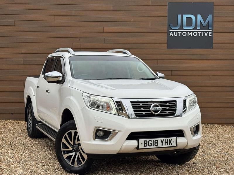 Used Nissan Navara Tekna 190 HP (139 kW) 2018 White Pickup
