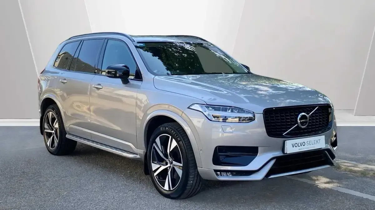 Used Volvo XC90 Plus 235 HP (172 kW) 2023 SUV