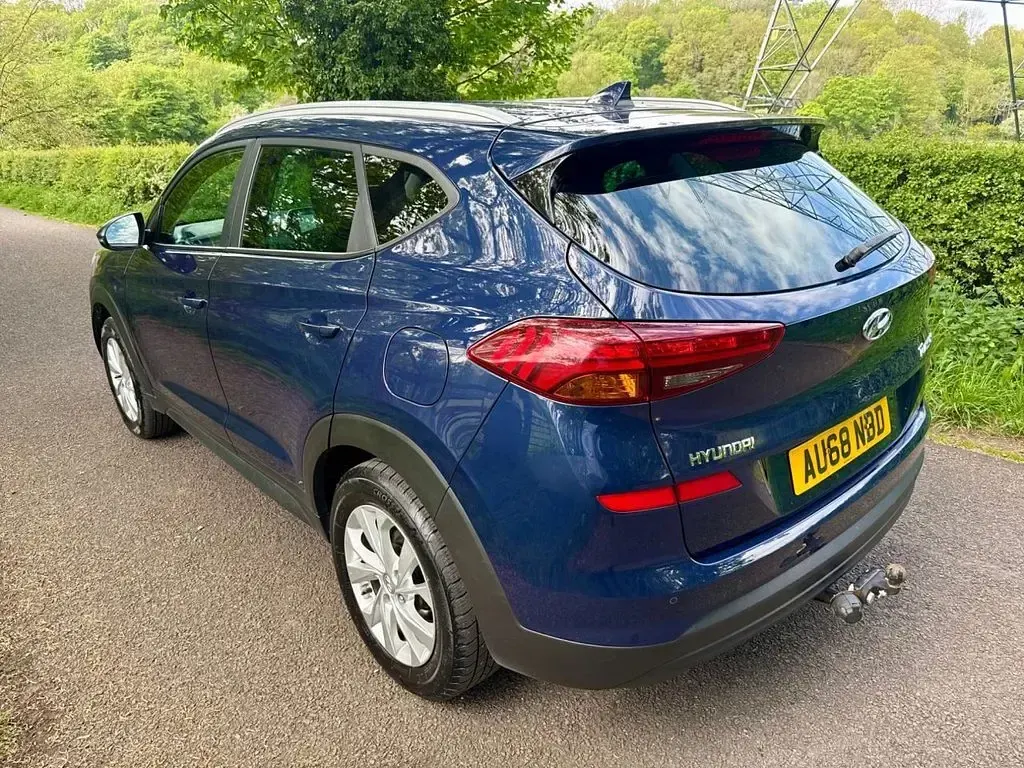 Used Hyundai Tucson SE 132 HP (97 kW) 2018 Blue SUV