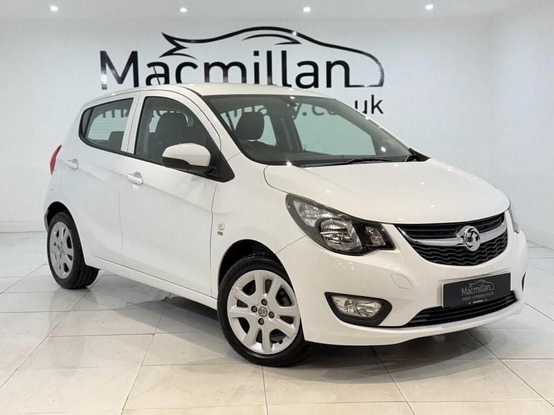 Used Vauxhall Viva 75 HP (55 kW) 2016 White Hatchback