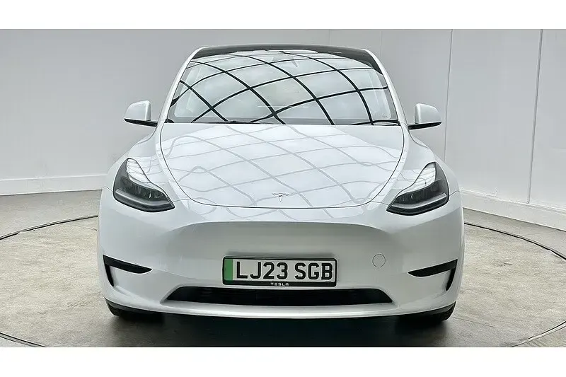 Used Tesla Model Y RWD 219 kW (299 HP) 2023 Pearl white SUV