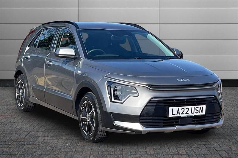 Used Kia Niro 139 HP (102 kW) 2022 Grey SUV