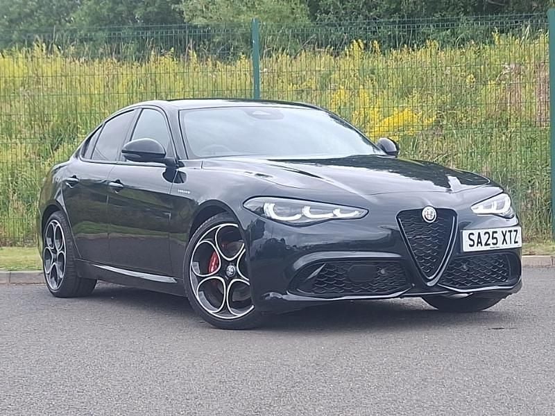 Black New 2025 Alfa Romeo Giulia Veloce Sedan | £38,998 (Fair price) - Image 1/4