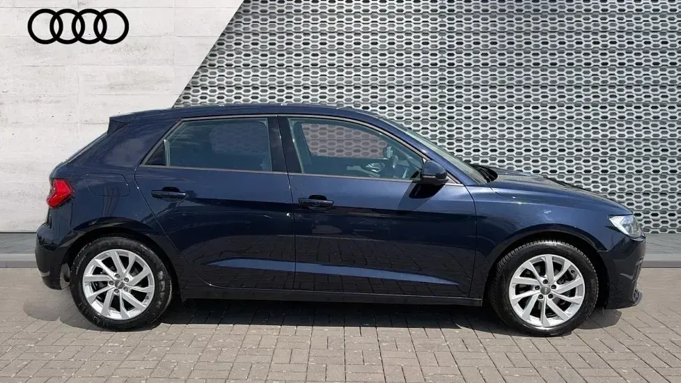 Usado Audi A1 Sport 150 HP (110 kW) 2019 Azul SUV