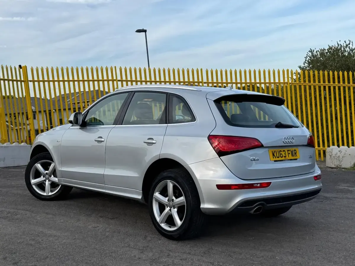 Used Audi Q5 S-Line 150 HP (110 kW) 2013 Silver SUV