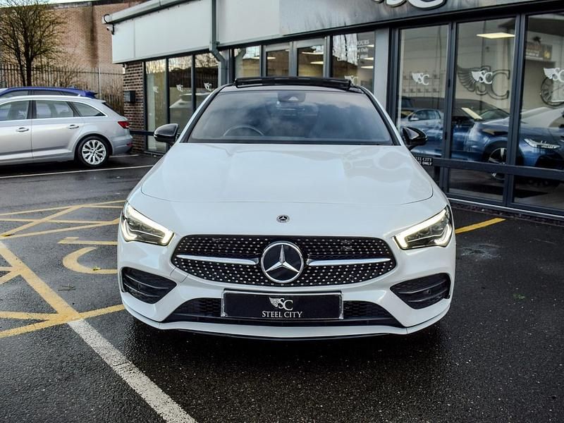 Used Mercedes CLA200 AMG Line Premium Plus 163 HP (119 kW) 2023 White Coupe