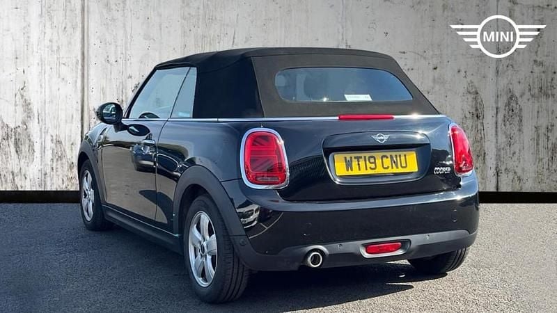 Used Mini Cooper Classic 136 HP (100 kW) 2019 Black Hatchback