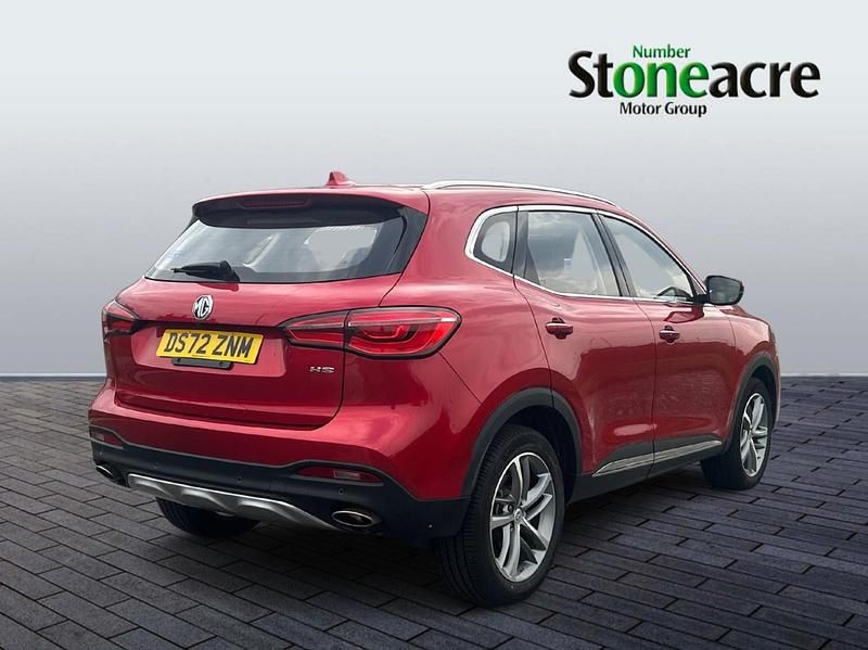Used MG HS Excite 162 HP (119 kW) 2023 Red SUV