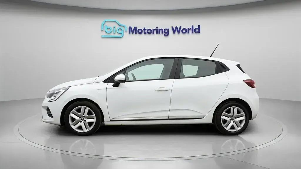 Gebraucht Renault Clio V Play 100 PS (73 kW) 2020 Weiß Kleinwagen