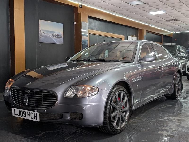 Used Maserati Quattroporte 400 HP (294 kW) 2009 Grey Sedan