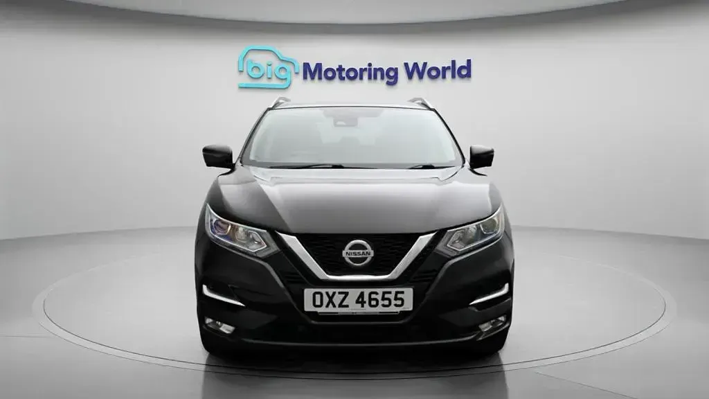 Used Nissan Qashqai N-Connecta 140 HP (102 kW) 2020 Black SUV