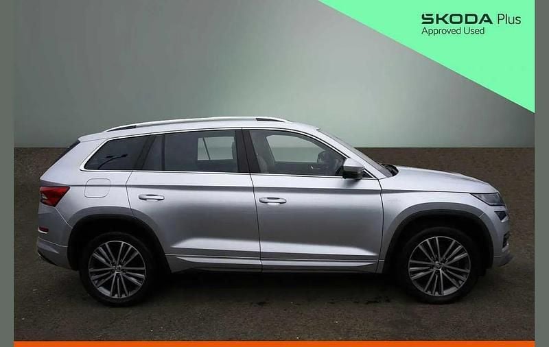 Used Skoda Kodiaq LAURIN & KLEMENT 187 HP (137 kW) 2019 Brilliant silver metallic SUV