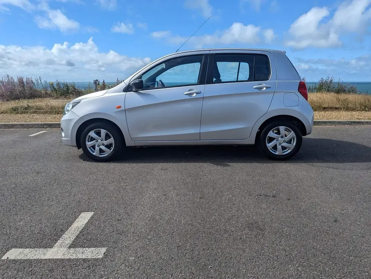 Used Suzuki Celerio SZ3 68 HP (50 kW) 2019 Silver Hatchback