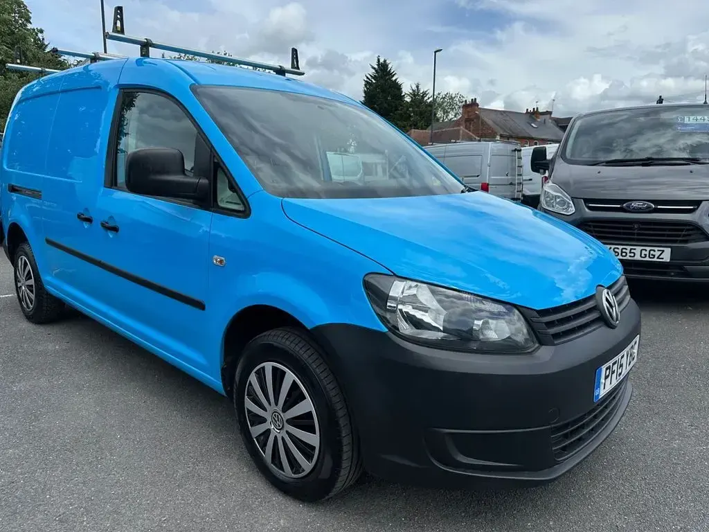 Used VW Caddy Startline 102 HP (75 kW) 2015 Blue MPV
