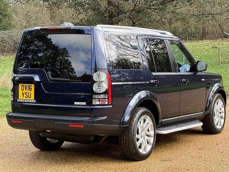 Used Land Rover Discovery 4 Landmark 256 HP (188 kW) 2016 Blue SUV