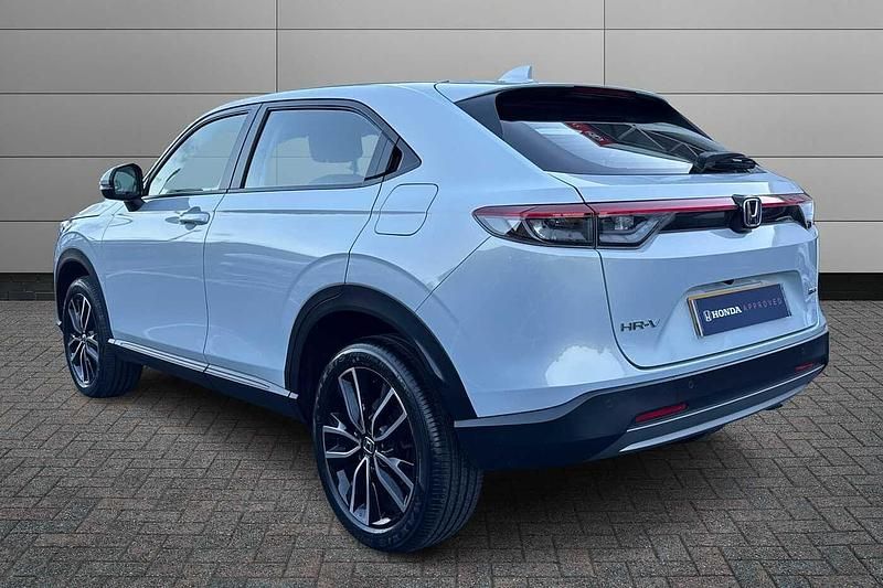 Second-hand Honda HR-V Elegance 131 CP (96 kW) 2023 Alb SUV
