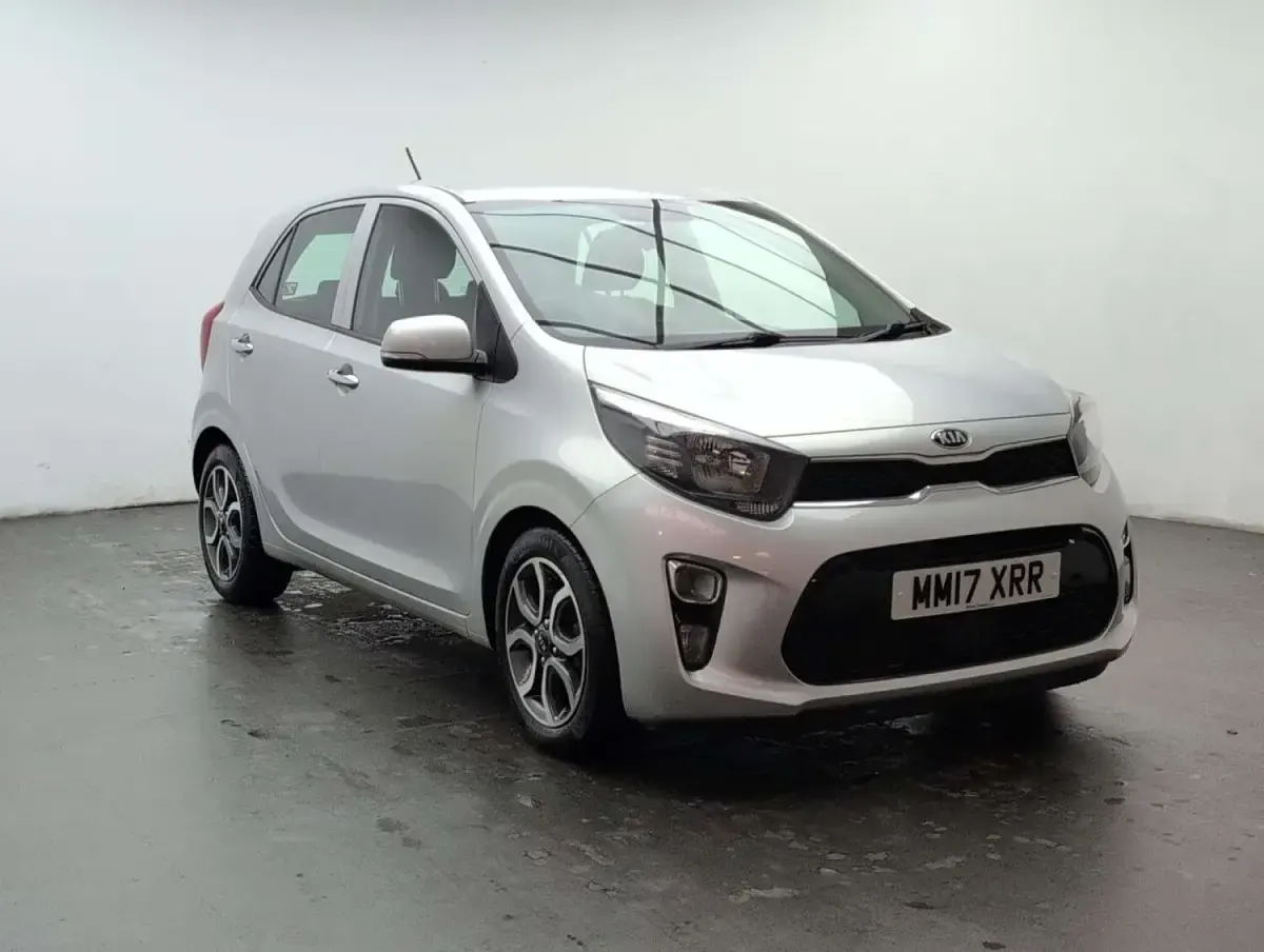 Used Kia Picanto 83 HP (61 kW) 2017 Silver Hatchback