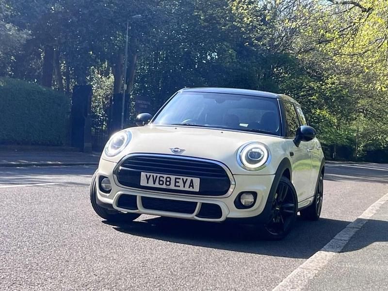 Used Mini Cooper Hatch 136 HP (100 kW) 2019 White Hatchback