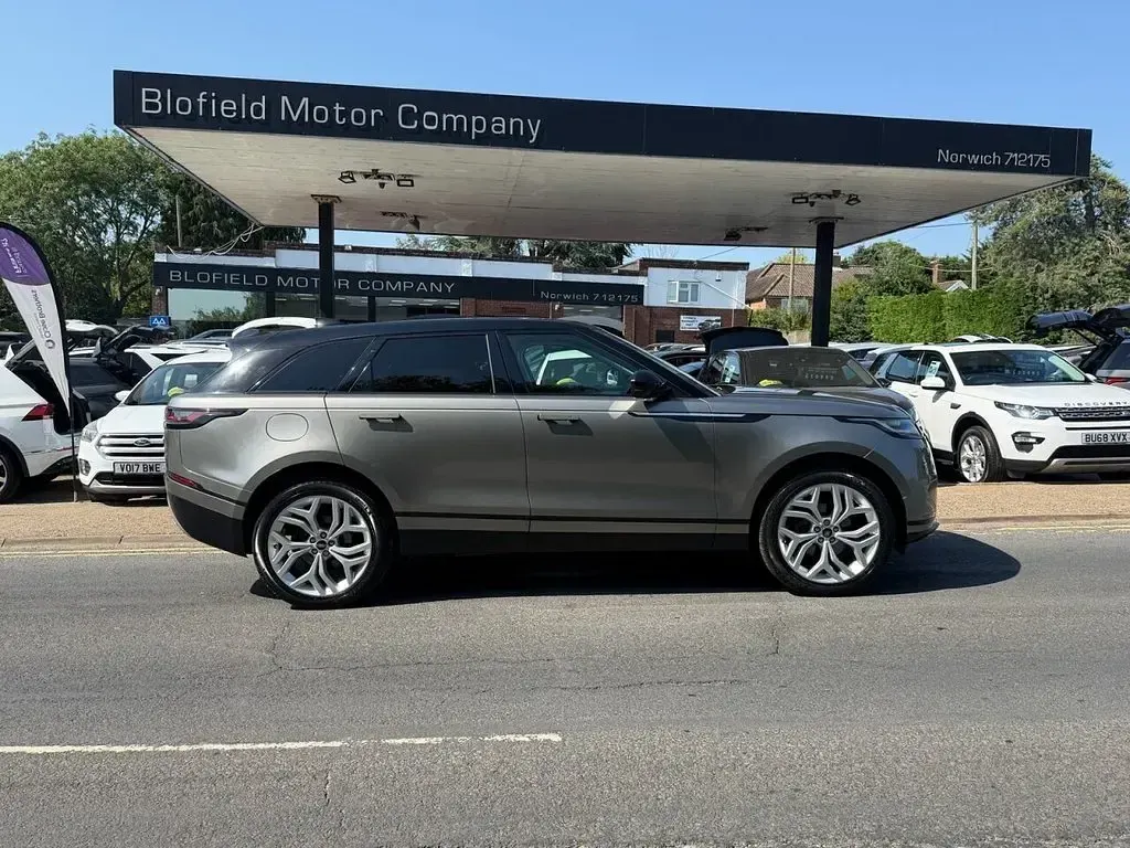 Used Land Rover Range Rover Velar S 240 HP (176 kW) 2018 Silver SUV