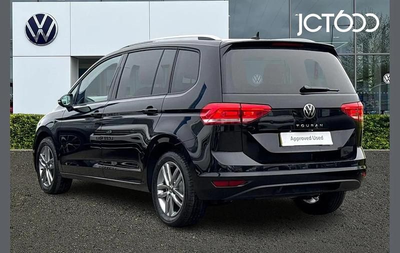 New VW Touran Match 150 HP (110 kW) 2025 Black MPV