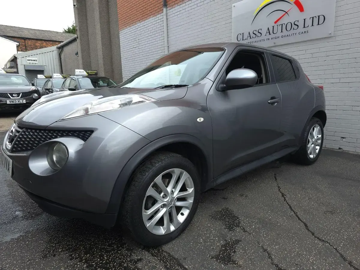 Used Nissan Juke Tekna 110 HP (80 kW) 2013 Grey SUV
