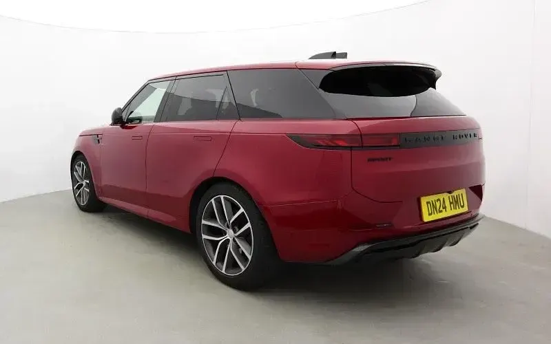 Used Land Rover Range Rover Sport SE Dynamic 300 HP (220 kW) 2026 SUV