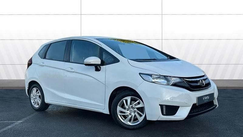 White Used 2017 Honda Jazz SE Hatchback | £9,279 (Fair price) - Image 1/3