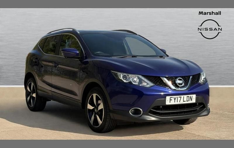 Used Nissan Qashqai N-Vision 115 HP (84 kW) 2017 Blue SUV
