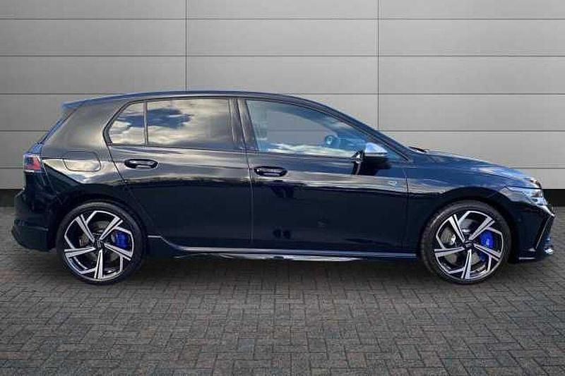 Used VW Golf VIII 333 HP (244 kW) 2025