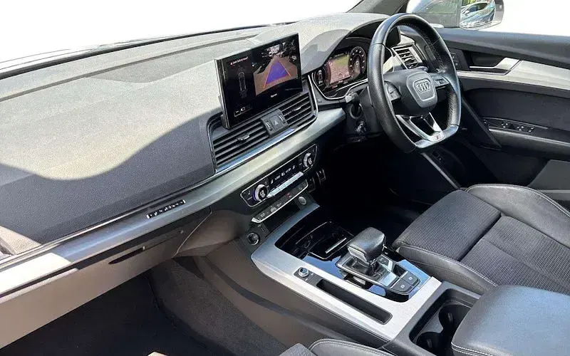 Used Audi Q5 S-Line 204 HP (150 kW) 2023 Grey SUV