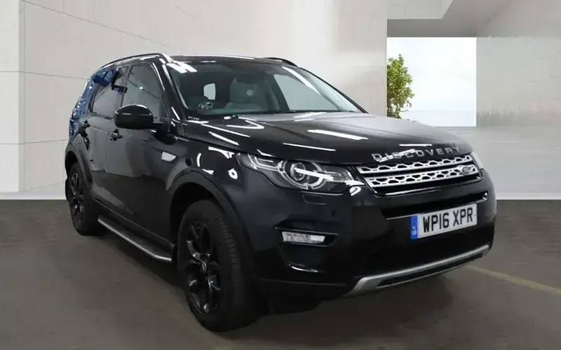 Second-hand Land Rover Discovery Sport HSE 179 CP (131 kW) 2019 SUV