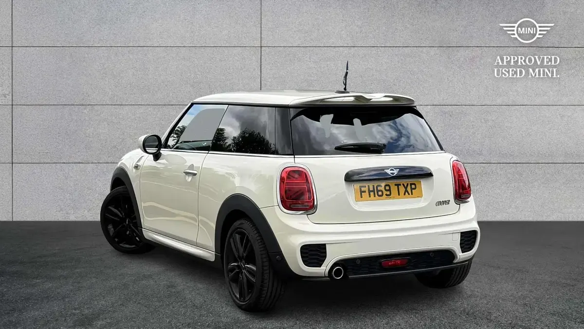 Used Mini Cooper Sport 136 HP (100 kW) 2020 White Hatchback