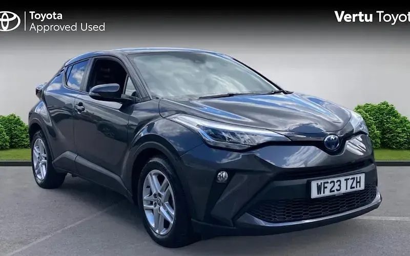 Used Toyota C-HR 122 HP (89 kW) 2023 SUV