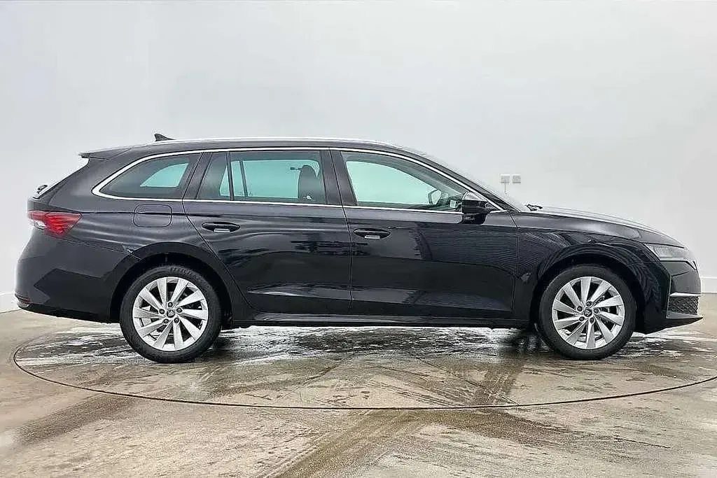 Used Skoda Octavia SE L 150 HP (110 kW) 2026 Black magic pearl effect Estate