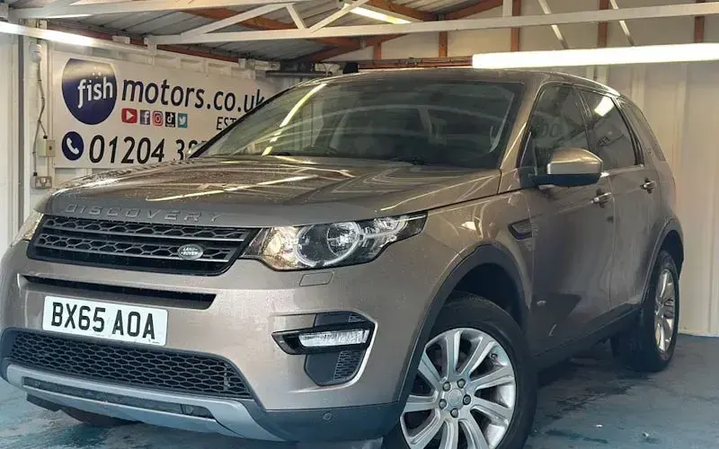 Used Land Rover Discovery Sport SE 180 HP (132 kW) 2015 SUV