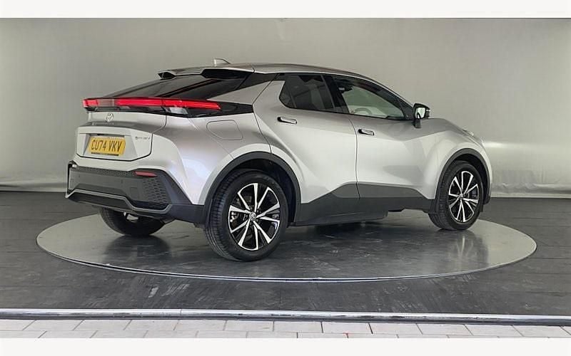 Used Toyota C-HR Design 223 HP (164 kW) 2025 SUV
