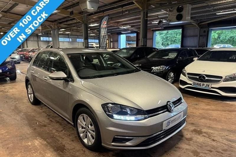 Silver Used 2017 VW Golf VII SE Hatchback | £9,990 (Fair price) - Image 1/1