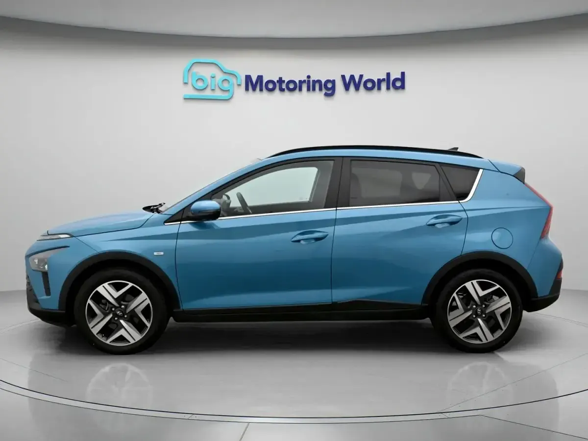 Used Hyundai Bayon Premium 100 HP (73 kW) 2023 Turquoise SUV