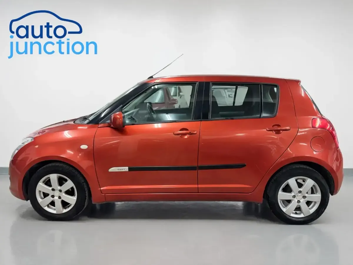 Używany Suzuki Swift SZ4 2011 Pomarańczowy Hatchback
