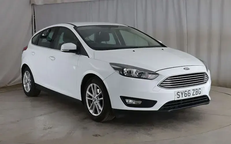Used Ford Focus Zetec 125 HP (91 kW) 2016 Hatchback