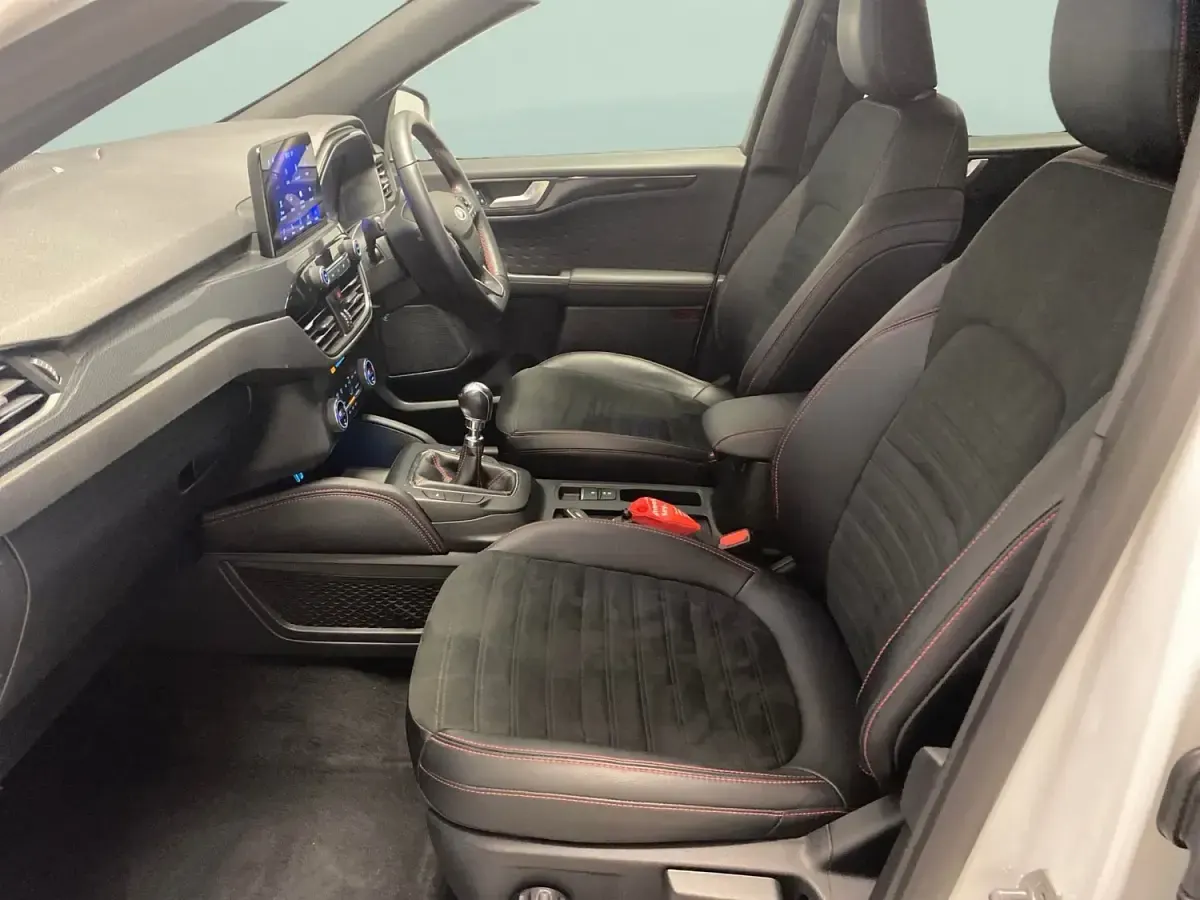 Second-hand Ford Kuga ST-Line 2021 Alb SUV