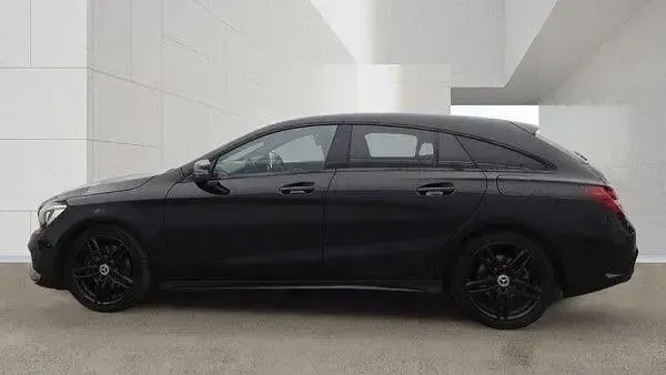 Used Mercedes CLA220 Shooting Brake AMG line 177 HP (130 kW) 2017 Black Estate