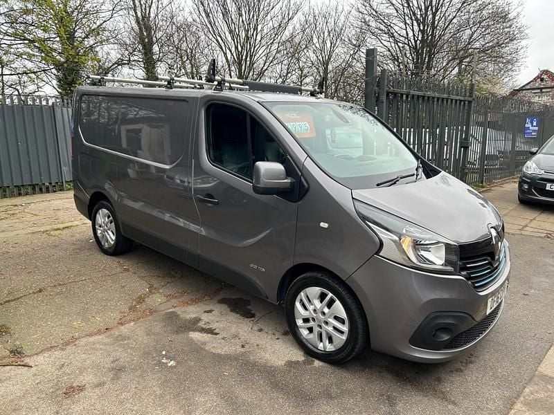 Used Renault Trafic 2016 Grey MPV