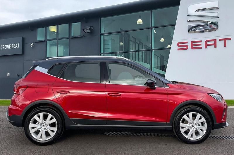 New Seat Arona Xperience 115 HP (84 kW) 2025 Red SUV