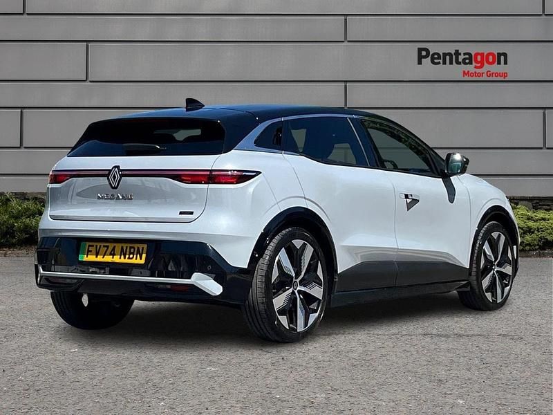 Used Renault Megane E-Tech Komfort 160 kW (218 HP) 2024 Other Hatchback