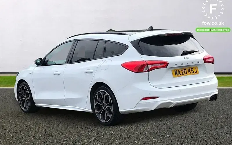 Used Ford Focus ST-Line X 125 HP (91 kW) 2020 White Estate