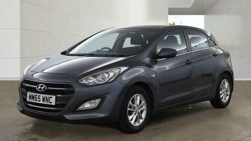 Used Hyundai i30 SE 110 HP (80 kW) 2015 Grey Hatchback