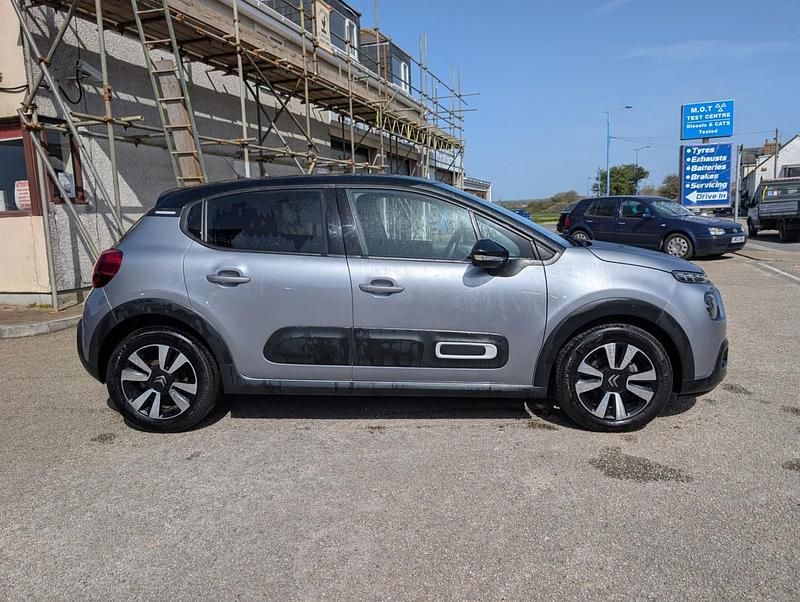 Usado Citroën C3 PureTech 110 CV (80 kW) 2024 Gris Utilitario